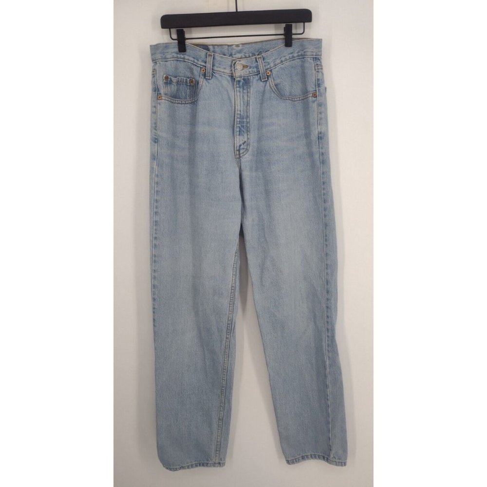 VTG Levi's 550 Relaxed Fit Made Canada Light Wash Denim Blue Jeans Mens 34 X 34